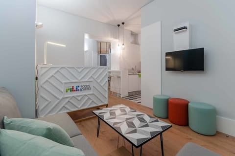 NLC Rooms & Suites, Reception