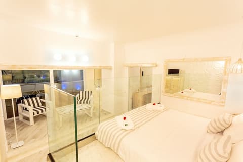 Rhodos Horizon City- Adults only, Room