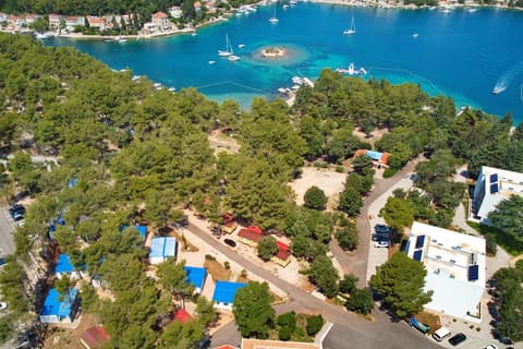 Aminess Planet Camping Port9 Holiday Homes, Breakfast area