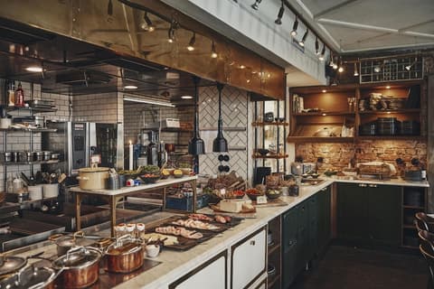 Hotel Frantz, WorldHotels Crafted , Breakfast area