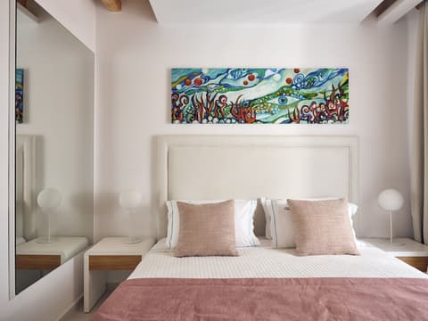 ΑRCS Suites & Residences