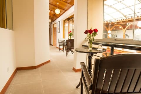 Hotel San Pedro Plaza, Interior