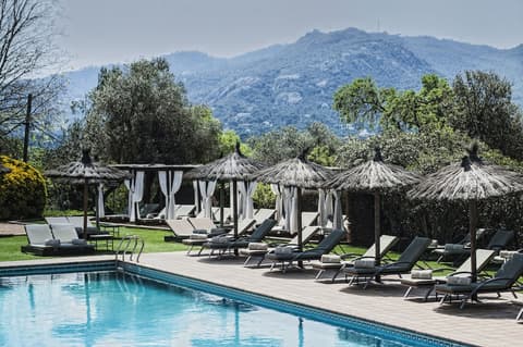 Suites Natura Mas Tapiolas, Outdoor pool