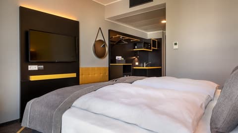 Holiday Inn - the niu, Fury Aschheim Messe by IHG