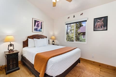 Duck Creek Village Inn, Room