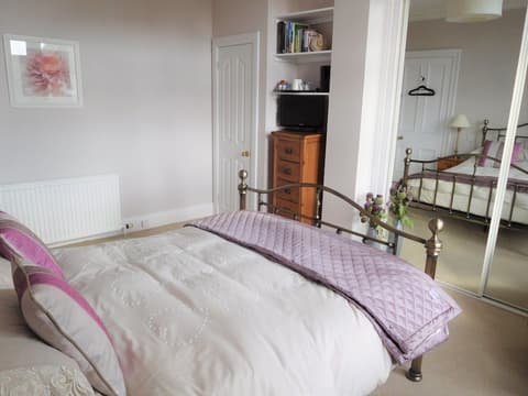 The Castle B&B, Room