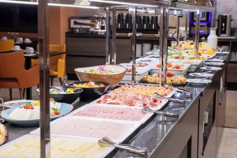 VIP Executive Picoas Hotel, Breakfast area