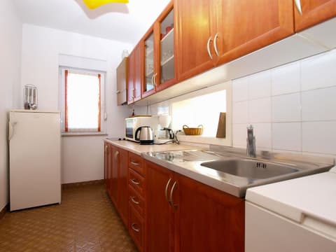 House 1201, Private kitchen