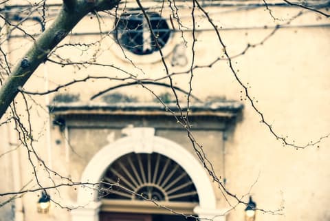 Kapsott B&B, Exterior detail