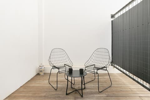 Arte Suites by Olala Homes