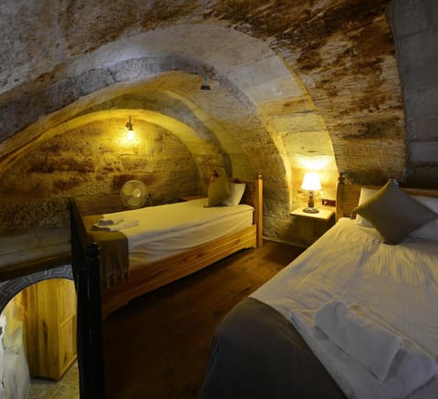 Caftan Cave Suites