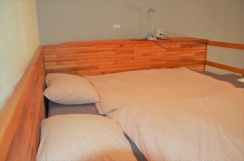 Travel & Joy backpackers, Room