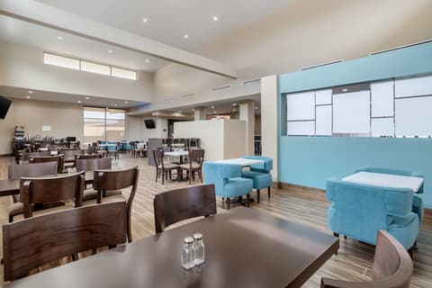 Sleep Inn & Suites Bricktown - near Medical Center, Breakfast area