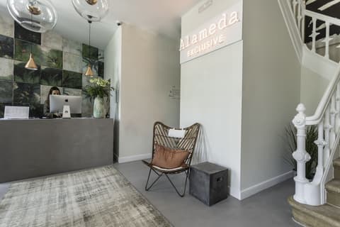 Alameda Exclusive House