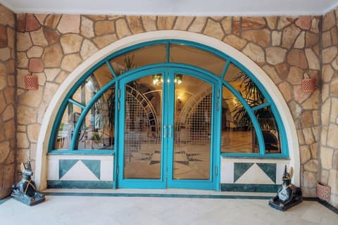 Seti Abu Simbel Lake Resort, Reception