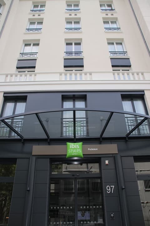 ibis Styles Puteaux Paris La Defense, Property entrance