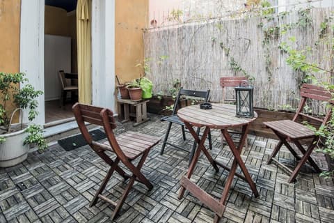 Charles Bridge Economic Hostel