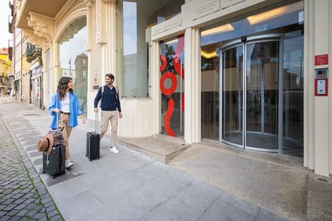 Moov Hotel Porto Centro