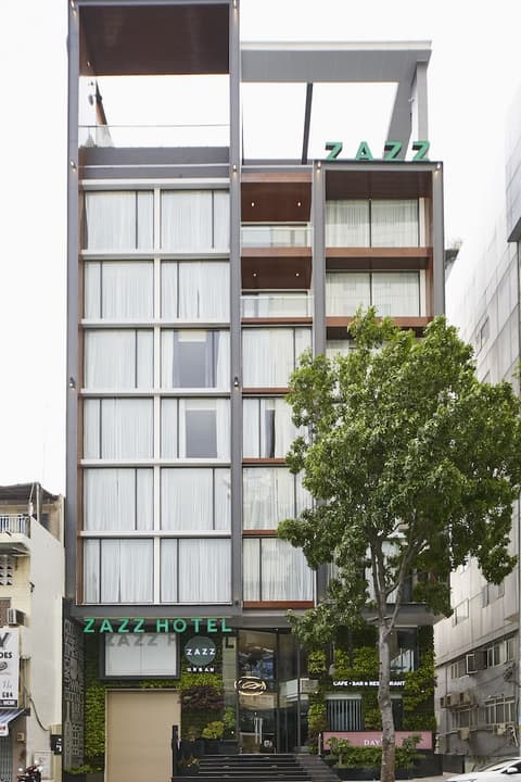 Zazz Urban Ho Chi Minh Hotel