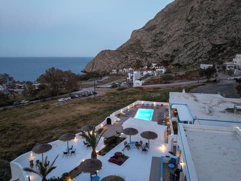 Ancient Thera Apartments
