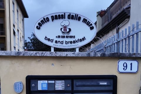 B&B Cento Passi Dalle Mura, Exterior