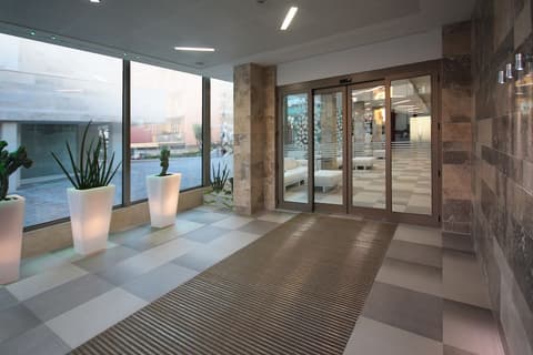 Hotel Nazionale, Interior entrance