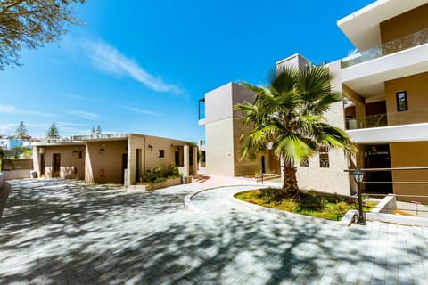 Gregory Comfort Hotel