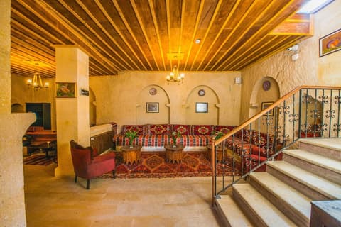 Garden Inn Cappadocia, Lobby sitting area