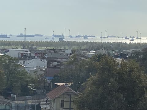 Grand Oral Hotel, Room