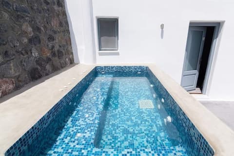 Pancratium villas & suites