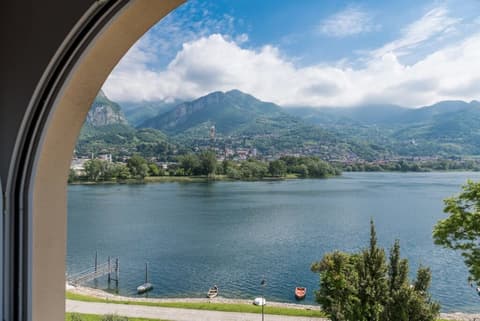 Bluelake Inn - Ostello