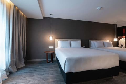 SORO Montevideo, Curio Collection by Hilton