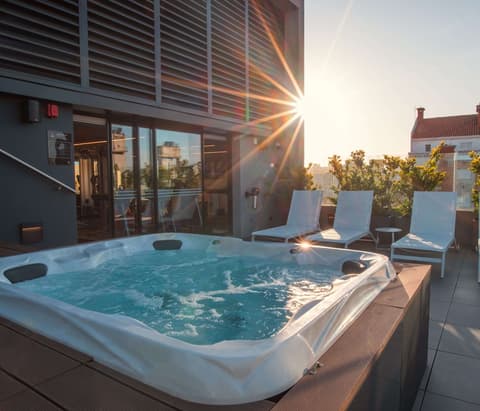 SORO Montevideo, Curio Collection by Hilton