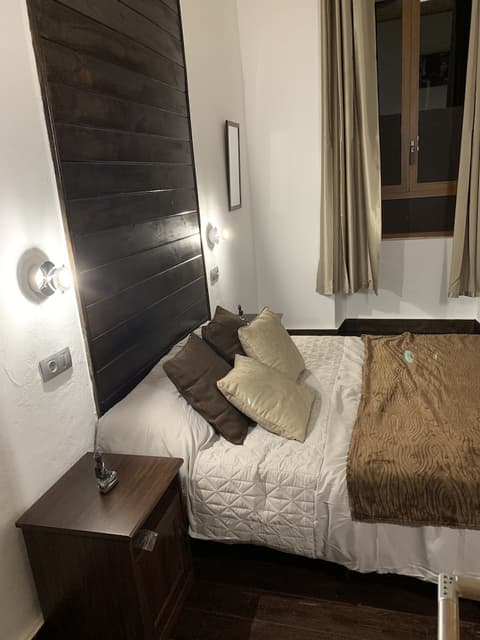 Valtisya House Pool & Airport