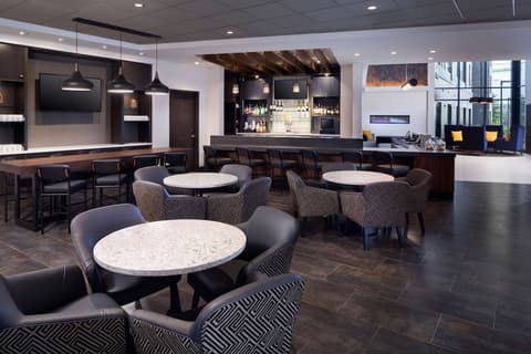 Hyatt Place Poughkeepsie / Hudson Valley