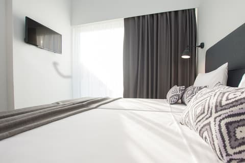 Golden Coast Resort, Room