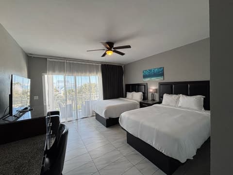 Grace Bay Suites