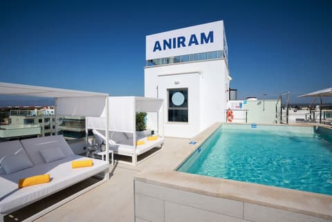 Hotel Seasun Aniram, Rooftop pool