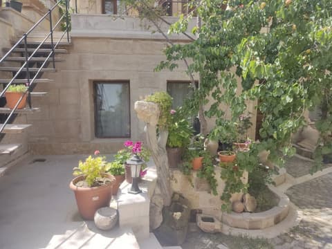 Luwian Stone House, Room