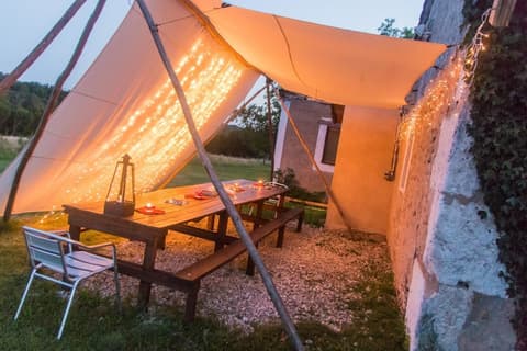Les Tipis de Bayot, Breakfast area