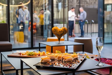 Ola Santiago Providencia, Tapestry Collection by Hilton, Lobby