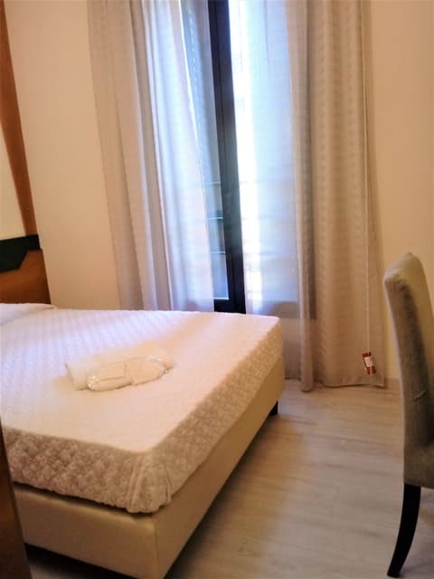 Hotel Dozza, Room