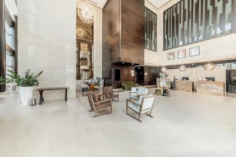 Radisson Blu Hotel, Dubai Canal View