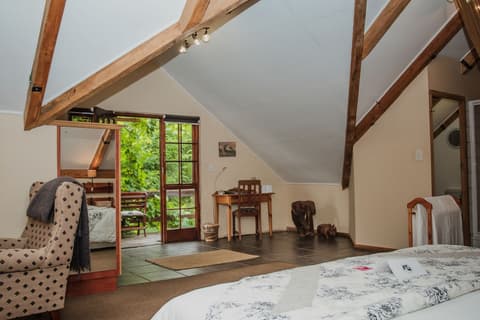 Aan de Oever Guesthouse