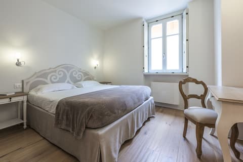 Villa Italia Luxury Suites and Apartments