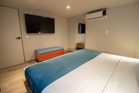 Oliva Plaza Hotel, Room