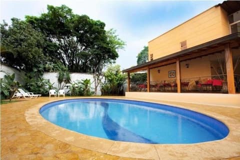 Hotel Portales Del Campestre, Pool