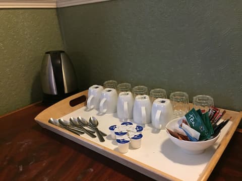 Edinburghhouse Hotel