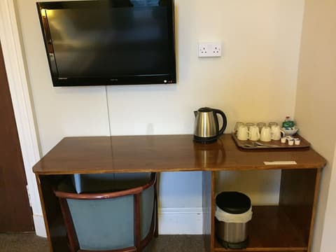 Edinburghhouse Hotel, Room