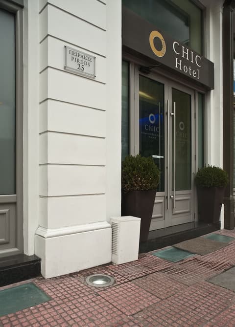 Chic Hotel